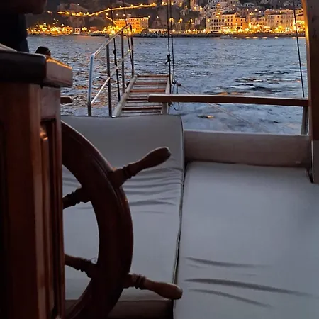 Barca Veliero Caicco * Salerno